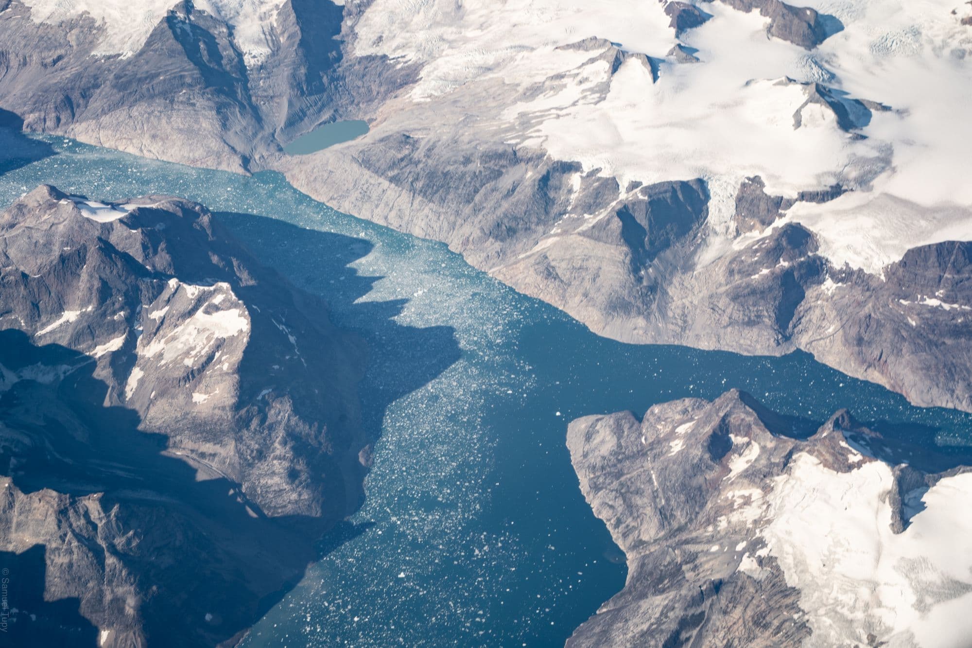 Greenland from 30,000 ft — photo 9